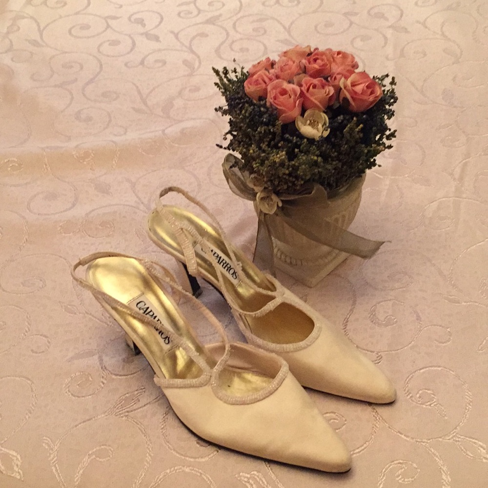 Dressy shoes
